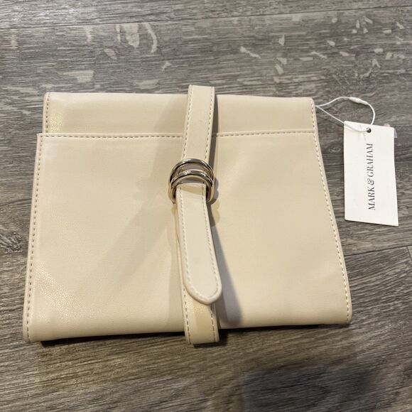 Mark & Graham Women's Tri-Fold Wallet Vegan Leather Tan Color Medium-Sized - Picture 2 of 10